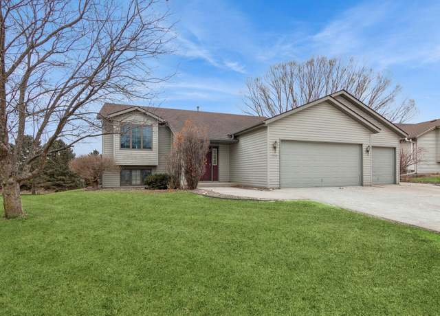Property at 3130 Oxford Ln NW, Rochester, MN 55901, 6 beds, 3 baths