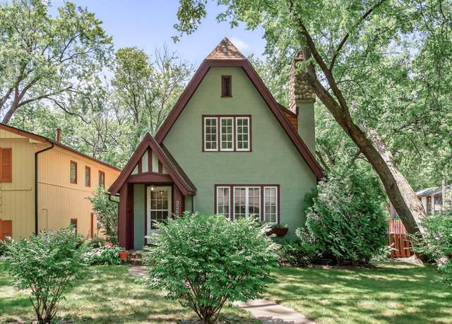 Property at 3263 France Ave N, Robbinsdale, MN 55422, 2 beds, 1 bath