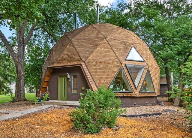 Property at 5146 Newton Ave N, Minneapolis, MN 55430, 3 beds, 2 baths