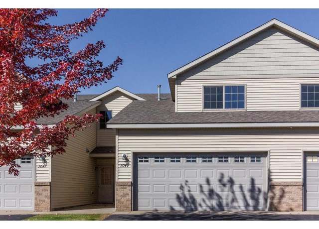 Property at 1049 Manor Ct, Saint Cloud, MN 56303, 3 beds, 2 baths