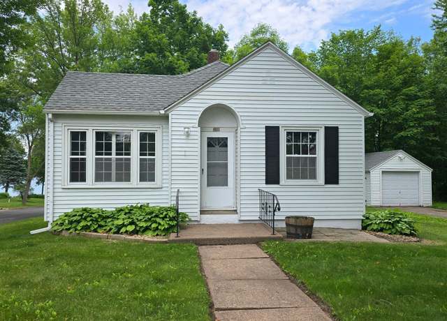 Property at 201 Polk Ave S, Frederic, WI 54837, 2 beds, 1 bath