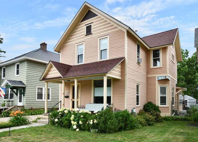 Property at 718 W Wabasha St, Winona, MN 55987, 3 beds, 2 baths