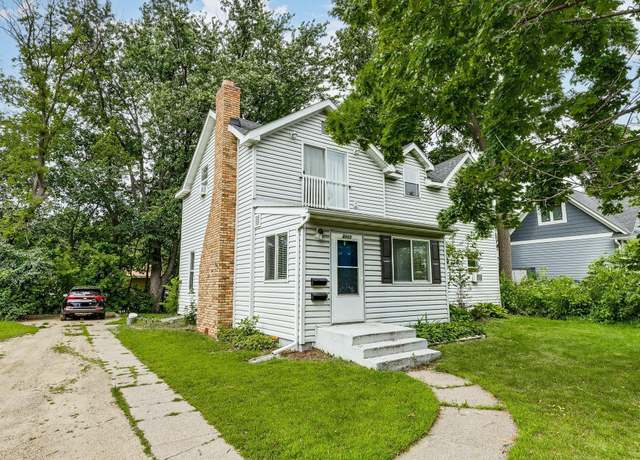 Property at 4969 Stewart Ave, White Bear Lake, MN 55110, 5 beds, 3 baths