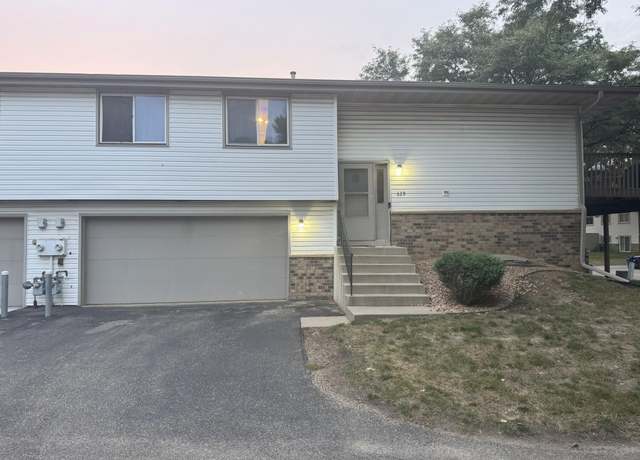 Property at 629 E 143rd St, Burnsville, MN 55337, 3 beds, 2 baths