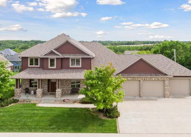 Property at 2304 Britwood Ln SW, Rochester, MN 55902, 6 beds, 4 baths
