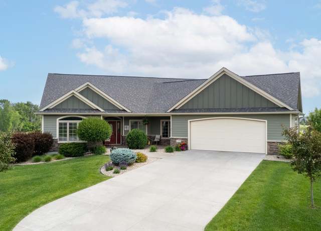 Property at 25 Harmony Ct, Lake City, MN 55041, 4 beds, 4 baths