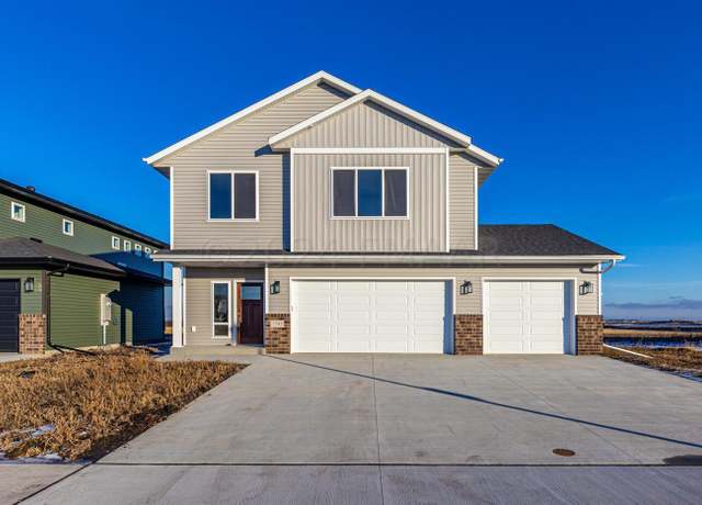 Property at 7743 Cub Creek Way, Horace, ND 58047, 4 beds, 3 baths