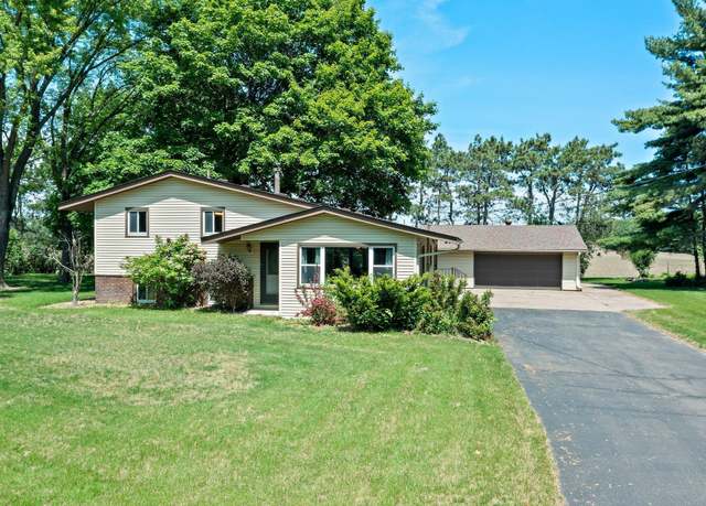 Property at 8170 113th St S, Cottage Grove, MN 55016, 3 beds, 2 baths