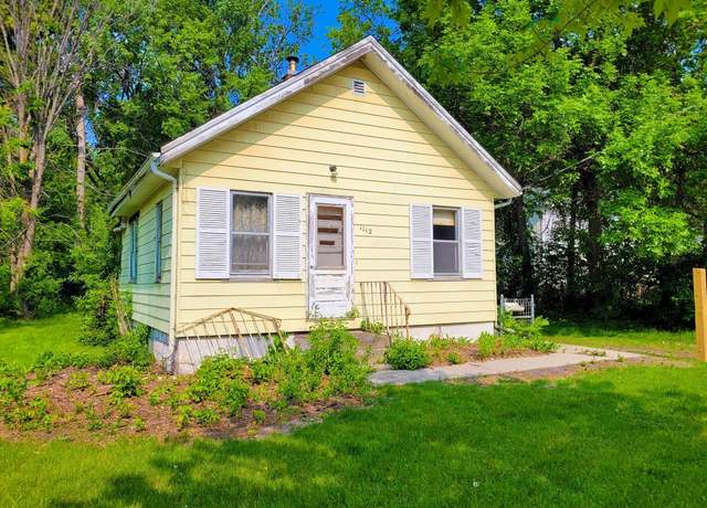 Property at 1112 Mckinley Ave, Detroit Lakes, MN 56501, 1 bed, 1 bath