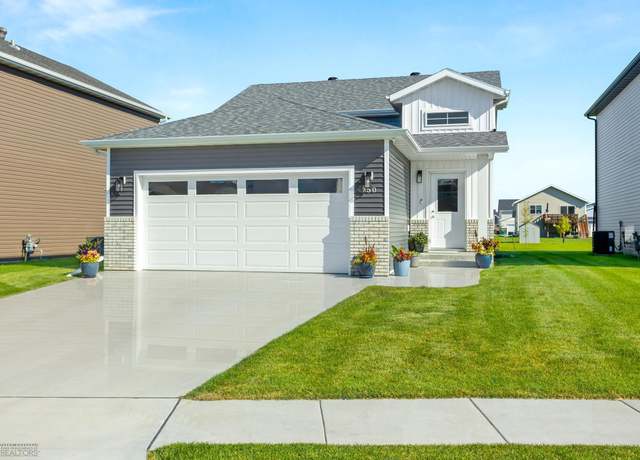 Property at 750 2nd Ave, Horace, ND 58047, 3 beds, 2 baths