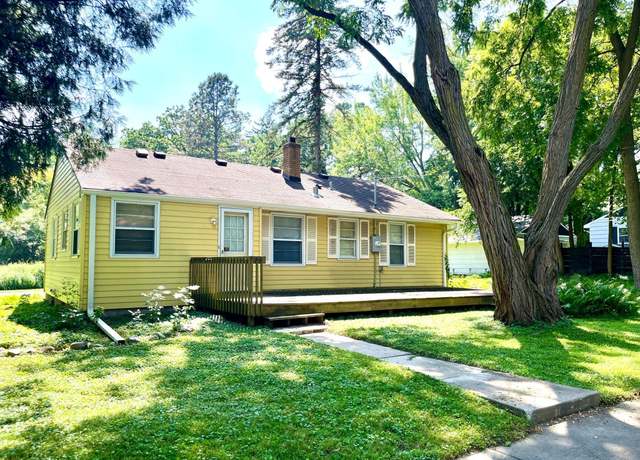 Property at 15500 Mckenzie Blvd, Minnetonka, MN 55345, 3 beds, 1 bath