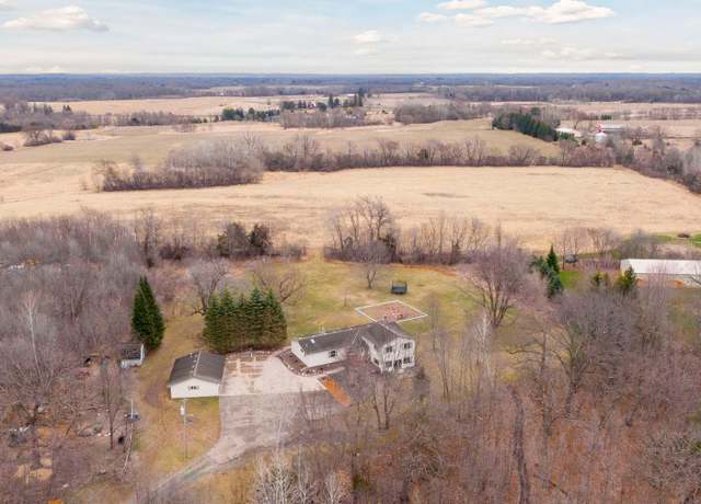 Property at 34115 Malmberg Ave, Chisago Lake Twp, MN 55045, 5 beds, 4 baths