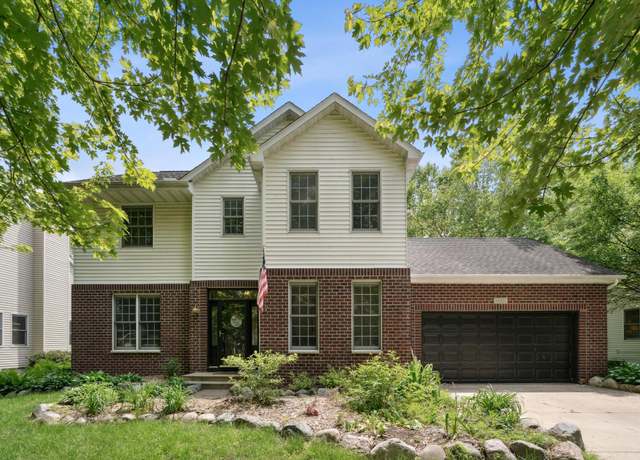 Property at 16931 Hanover Ln, Eden Prairie, MN 55347, 4 beds, 4 baths