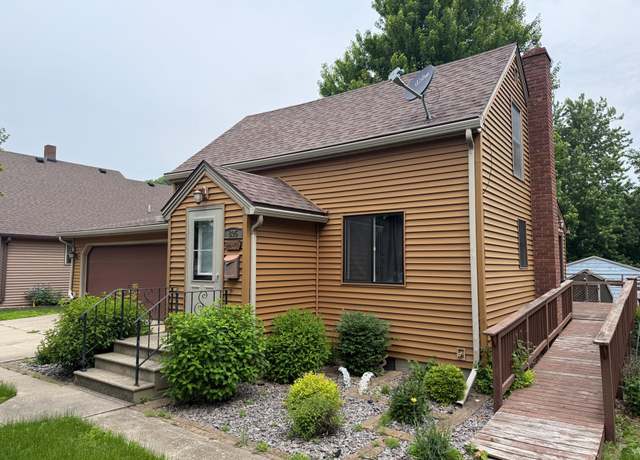 Property at 805 E Elm St, Redwood Falls, MN 56283, 3 beds, 1 bath