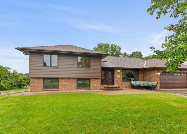 Property at 225 Burncrest Ct, Burnsville, MN 55337, 3 beds, 2 baths