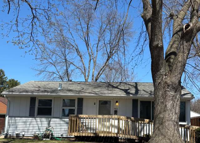 Property at 3821 3rd Pl NW, Rochester, MN 55901, 3 beds, 2 baths