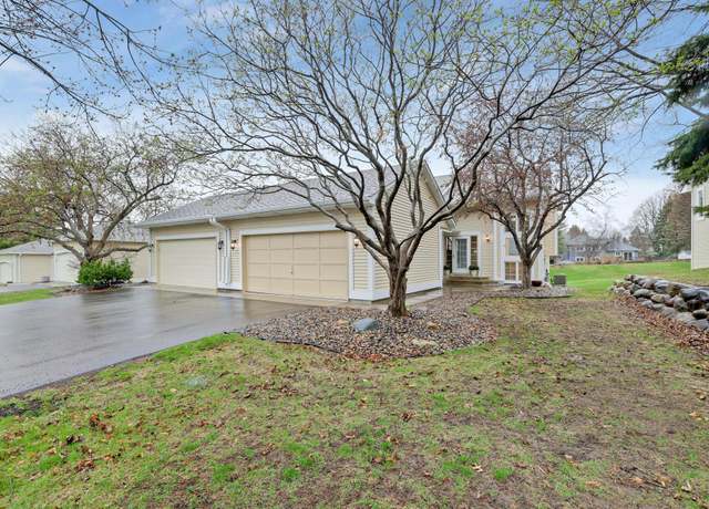 Property at 806 Winterberry Dr, Woodbury, MN 55125, 2 beds, 2 baths