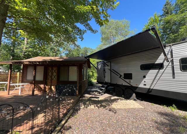 Property at B33 Lot 42 Pathfinder Vlg, Hinckley, MN 55037, 1 bed, 1 bath