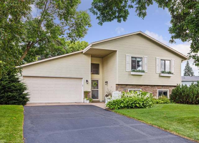 Property at 1719 Nokia Way, Eagan, MN 55122, 3 beds, 2 baths