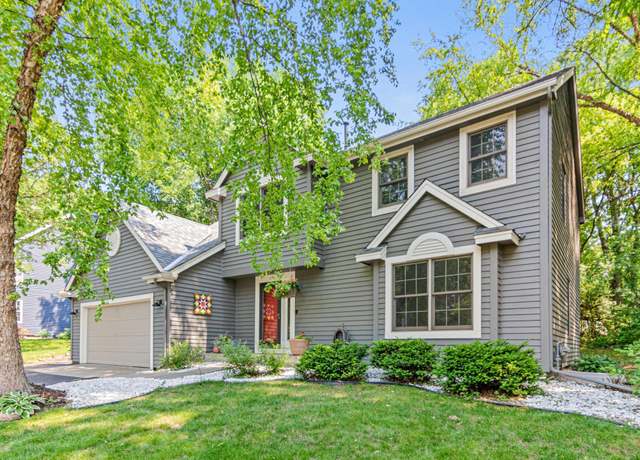 Property at 12534 Dover Dr, Apple Valley, MN 55124, 4 beds, 4 baths