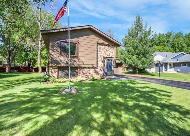 Property at 805 3rd Ave N, Sartell, MN 56377, 4 beds, 2 baths