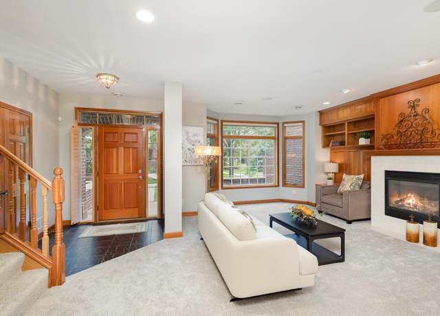 Property at 10776 Falling Water Ln Unit B, Woodbury, MN 55129, 2 beds, 3 baths