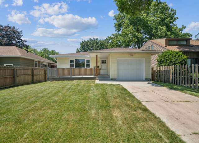 Property at 705 16th Ave NE, Rochester, MN 55906, 3 beds, 1 bath