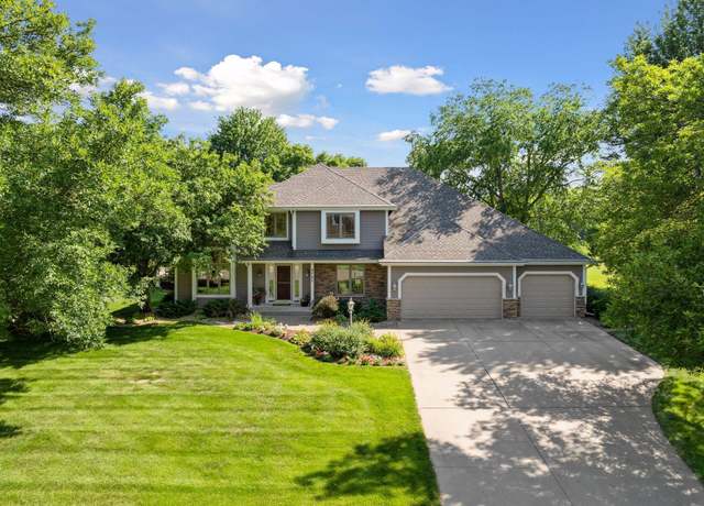 Property at 9741 Wellington Rdg, Woodbury, MN 55125, 5 beds, 4 baths