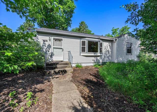 Property at 1619 Washington Memorial Dr, Saint Cloud, MN 56301, 3 beds, 2 baths