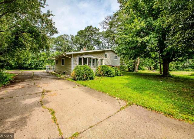 Property at 6256 50th St N, Oakdale, MN 55128, 4 beds, 2 baths