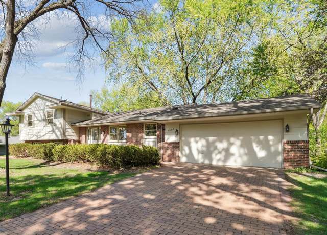 Property at 5832 Creek Valley Rd, Edina, MN 55439, 4 beds, 3 baths