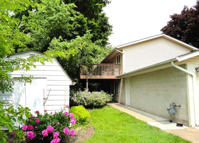 Property at 9540 24th Ave N, Plymouth, MN 55441, 5 beds, 4 baths