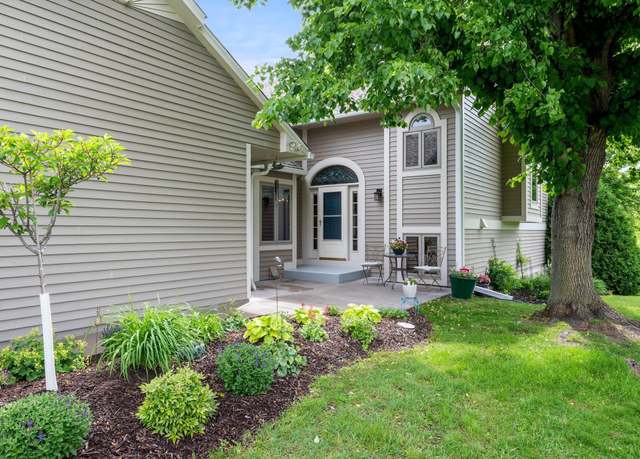 Property at 4540 Niagara Ln N, Plymouth, MN 55446, 2 beds, 2 baths