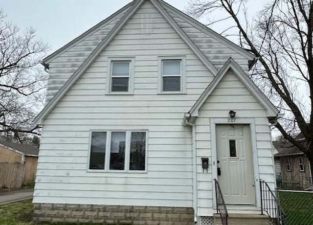 Property at 207 7th St SW, Austin, MN 55912, 4 beds, 2 baths