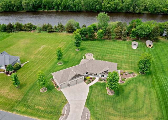 Property at 9822 105th St NE, Otsego, MN 55362, 5 beds, 4 baths