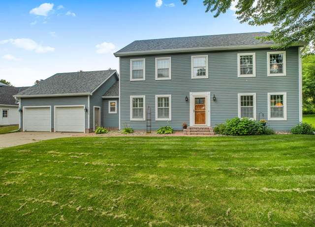 Property at 1808 Prairie Hill Rd, Saint Cloud, MN 56301, 4 beds, 3 baths