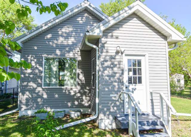 Property at 405 State Ave N, Thief River Falls, MN 56701, 1 bed, 1 bath
