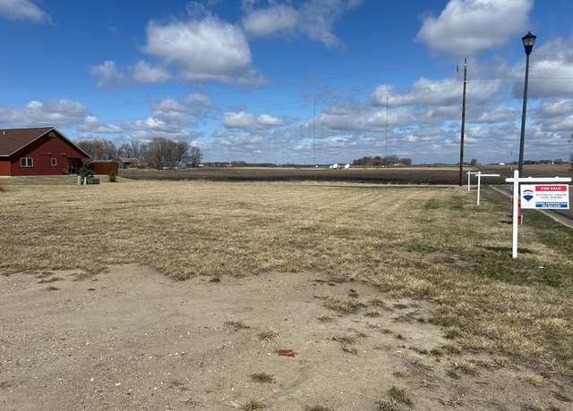 Property at 1519 Ranger Dr N, Glencoe, MN 55336