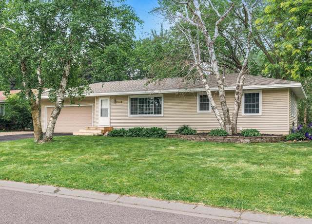 Property at 16533 Frazer Way W, Rosemount, MN 55068, 4 beds, 2 baths