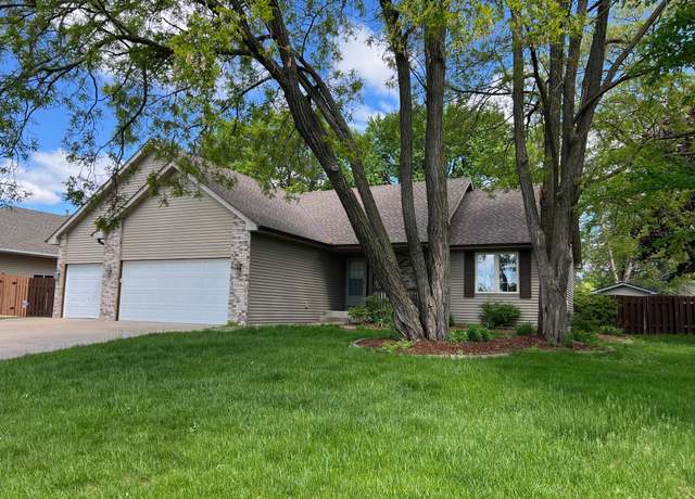 Property at 23106 Havelka Ct N, Forest Lake, MN 55025, 3 beds, 3 baths