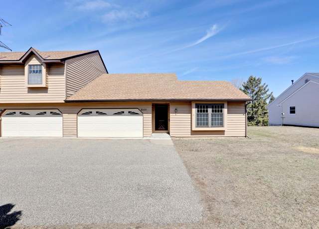 Property at 2231 Woodlynn Ave, Maplewood, MN 55109, 3 beds, 2 baths