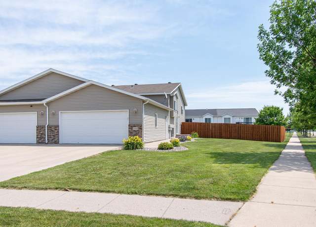 Property at 3590 Fillmore St S, Fargo, ND 58104, 3 beds, 2 baths