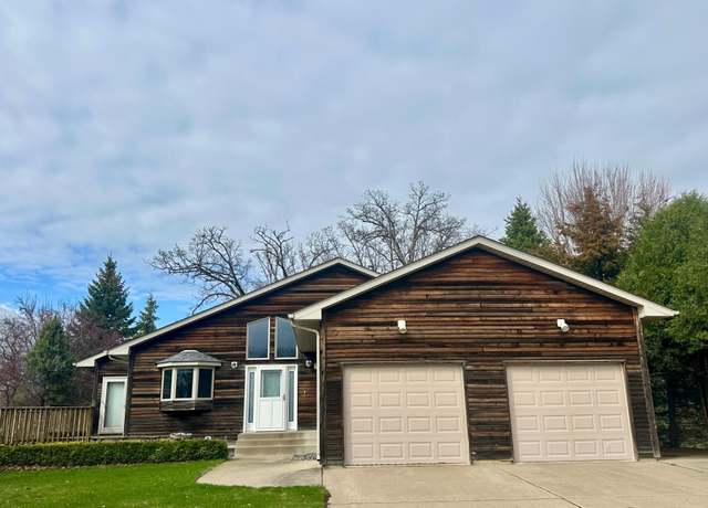 Property at 732 Hi Park Ave, Red Wing, MN 55066, 3 beds, 3 baths