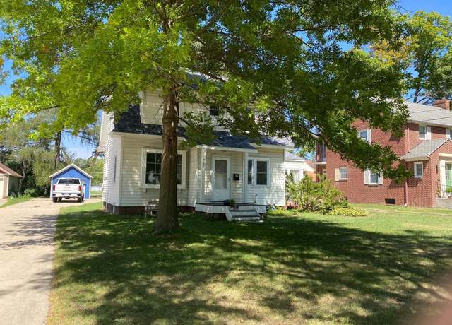 Property at 515 E Center St, Rochester, MN 55904, 2 beds, 1 bath