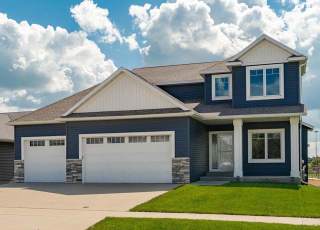 Property at 1470 4th St NE, Byron, MN 55920, 5 beds, 4 baths