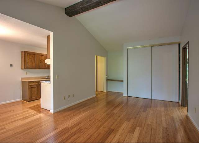Property at 4406 Cedar Lake Rd S #7, Saint Louis Park, MN 55416, 1 bed, 1 bath