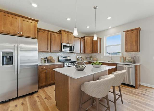 Property at 15676 71st St NE, Otsego, MN 55330, 4 beds, 3 baths