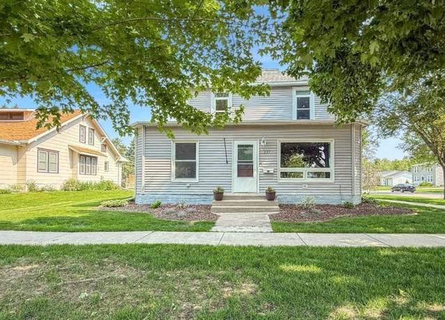 Property at 227 E 2nd St, Blue Earth, MN 56013, 4 beds, 2 baths