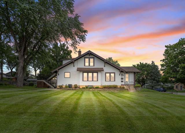 Property at 921 17th Ave N, South Saint Paul, MN 55075, 3 beds, 1 bath