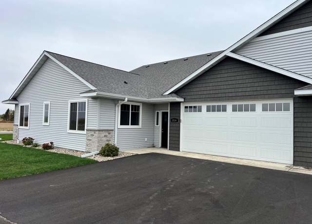 Property at 3114 Bassett Dr, Mankato, MN 56001, 3 beds, 2 baths